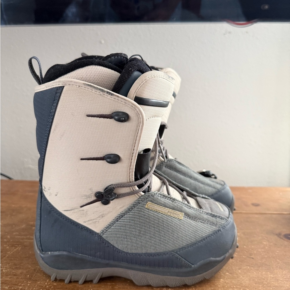 Salomon Women's Winter Boots - Cream and Gray